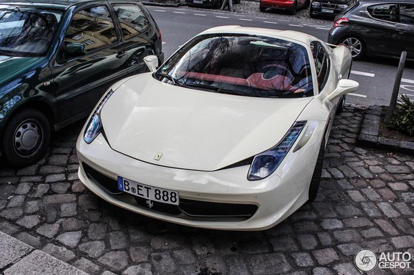 Ferrari 458 Spider - 3