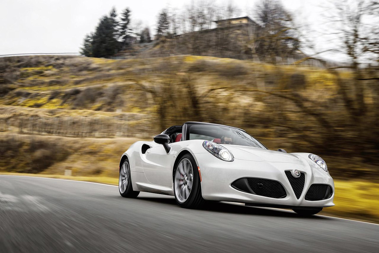 Alfa Romeo 4C & 4C Spider - 6