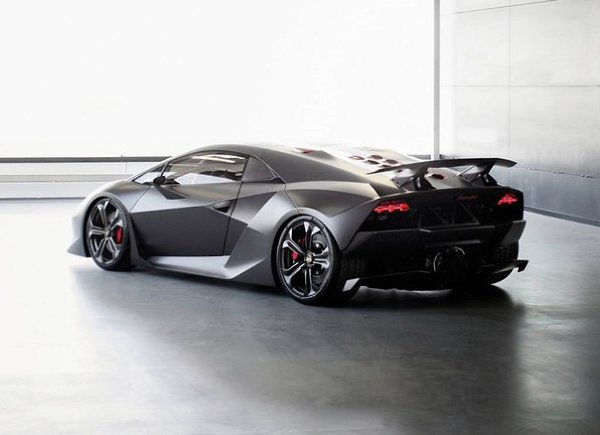 Lamborghini Sesto Elemento - 6