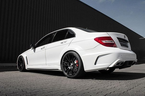 Mcchip-DKR Mercedes C63 AMG 830 Hp - 2