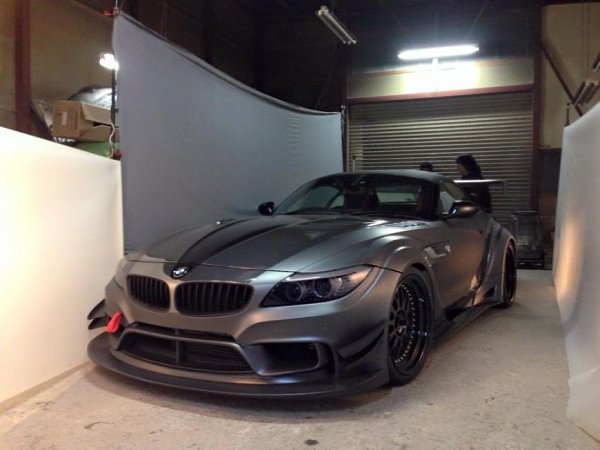 BMW Z4   .     2015  Varis ...