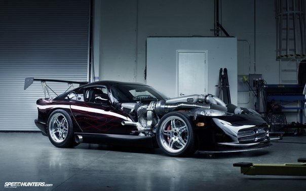 1997 Dodge Viper, 2000 HP.