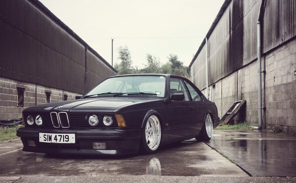 BMW 6 Series E24 - 4