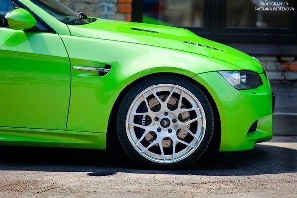 BMW 3 series Coupe Green Apple - 3