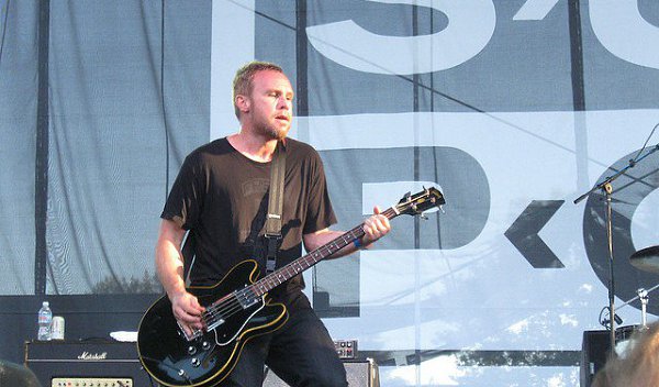     : 10  1963     (Jeff Ament) -  ...