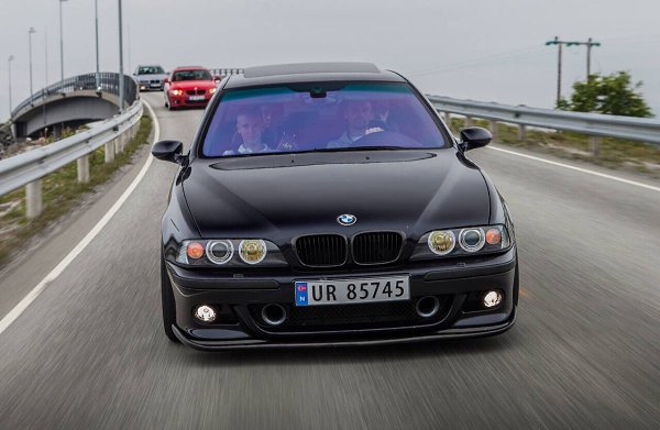 BMW M5 E39