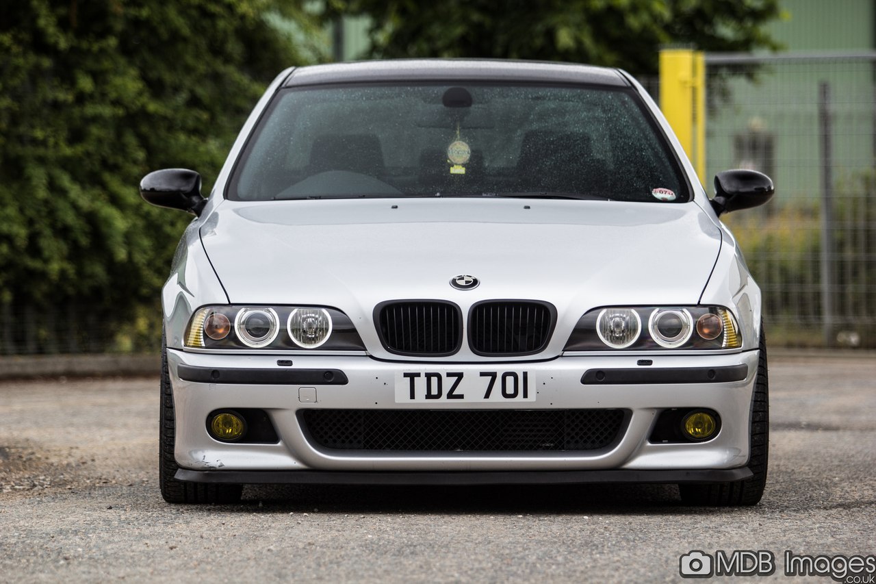 BMW 5 Series E39 - 2