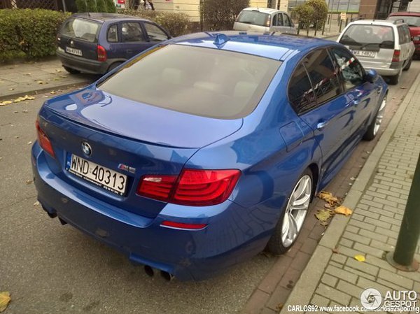 BMW M5 (F10).   V8 Twin-Turbo (4395 )  560 ..,  6000-7000 /. ... - 6