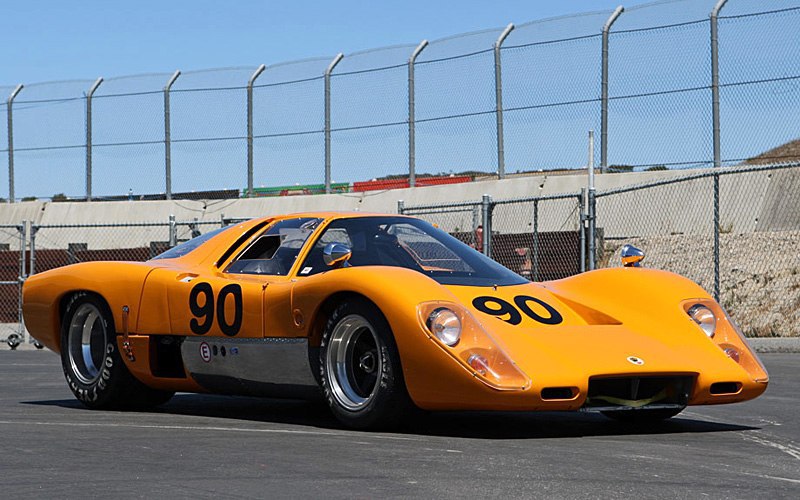 McLaren M6 GT