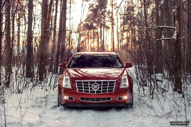 Cadillac CTS.