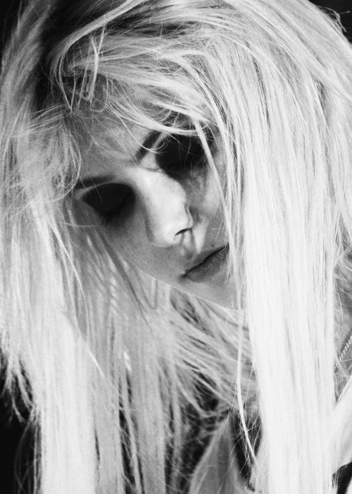 Taylor Momsen - 2