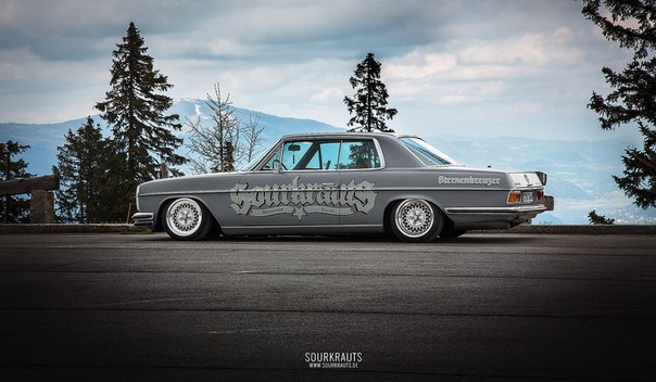 Mercedes-Benz 250 CE (W114). - 6