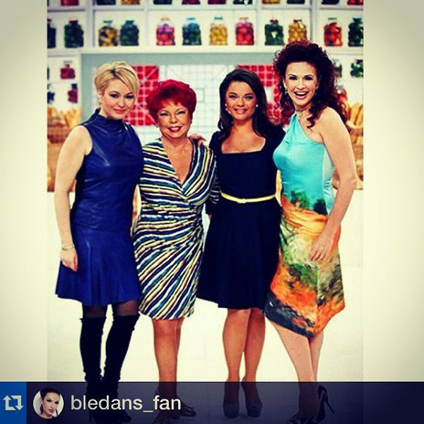 #Repost from @bledans_fan with @repostapp ---два года назад, спасибо, Эвелиночка! #шоу #времяобедать ...