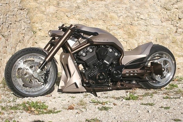 Harley-Davidson V-Rod - 3