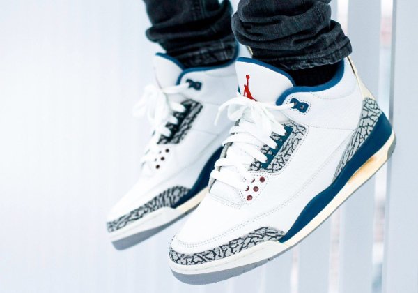 Nike Air Jordan III True Blue.#basketball_kicks@we_love_basketball