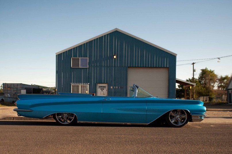 1960 Buick Electra 225 Convertible - 4