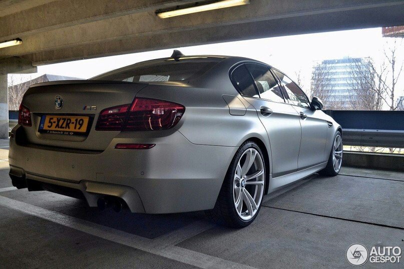 BMW M5 F10 30 Jahre M5 Edition - 6