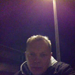 Ingvar, 48, 