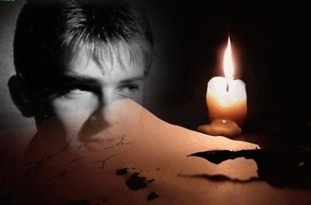 ..Зачем напрасно жечь??....Зимой..Под утро свечи....Мой текст..Не стоит свеч....А в музыке печаль ...