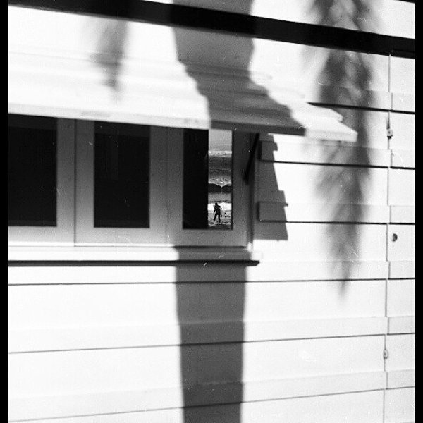 О.Тенерифе.пляж Лас Америкас. Снято на Warner 6:6 . пленка ilford FP4 plus 125