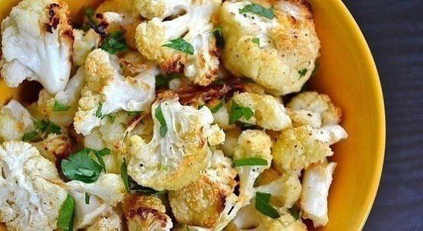 Цветная капуста с чесноком и сыром.67 кккал: на 100грИНГРЕДИЕНТЫ:цветная капуста — 1 штоливковое ...