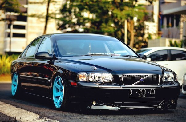 Volvo S80