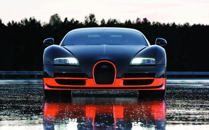 Bugatti Veyron.