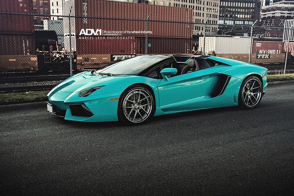 Lamborghini Aventador Roadster. - 2