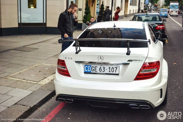 Mercedes-Benz C 63 AMG Coup Black Series - 7