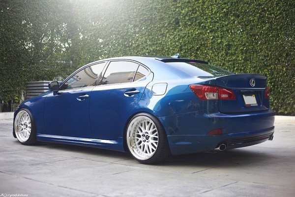 Lexus IS 250. - 5