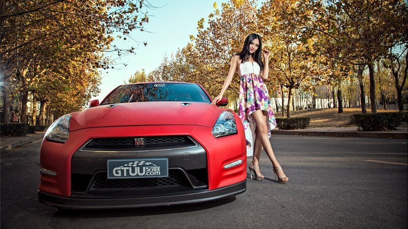 Nissan GT-R.