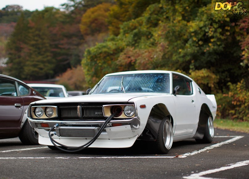 Nissan Skyline 2000 GT-X.