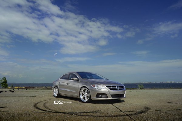 Volkswagen Passat CC. - 2