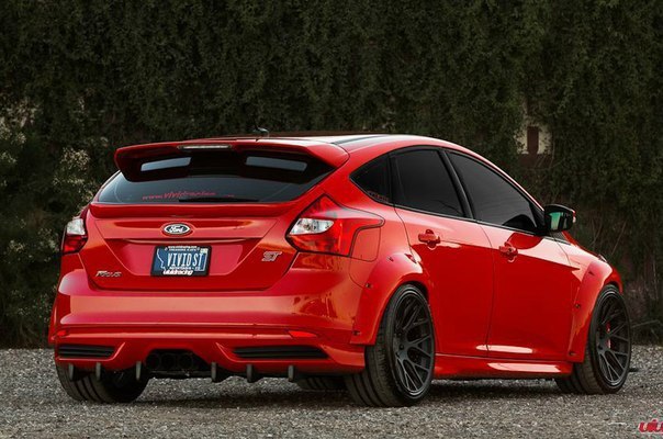 Ford Focus ST - 2