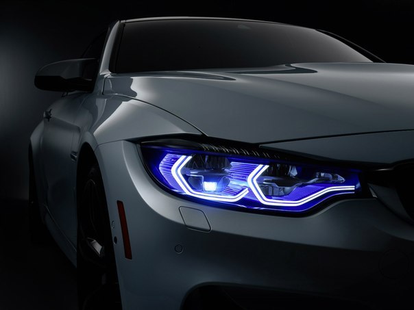 BMW M4 Concept Iconic Lights - 3