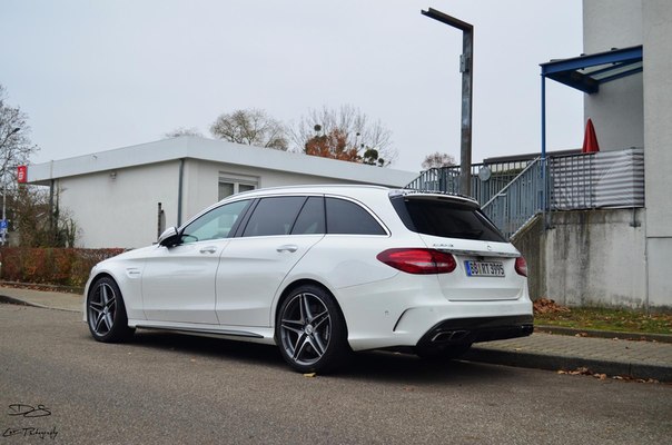 Mercedes-AMG C 63 Estate (S205), 2014.    V8 Bi-Turbo (3982 )   476 ... - 3