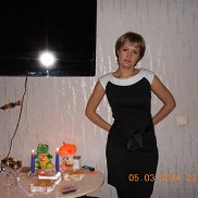 Nadejda , 38 , 