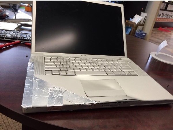      MacBook Pro - 4