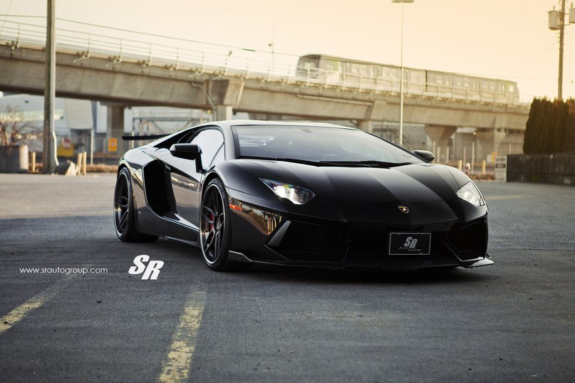 Lamborghini Aventador LP700-4. - 3