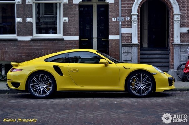 Porsche 991 Turbo - 7