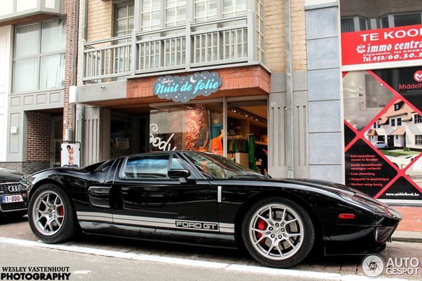 Ford GT - 3