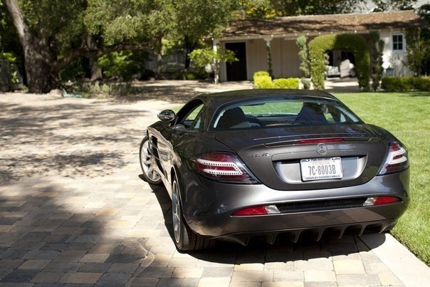 Mercedes-Benz SLR McLaren US-spec - 8