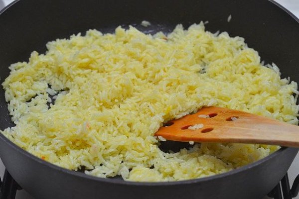 Ароматныи рис с шафраном.Ингредиенты:Рис — 1 чашкаОливковое масло — 4 ст. л.Чеснок — 1 зубчикОстрый ... - 8