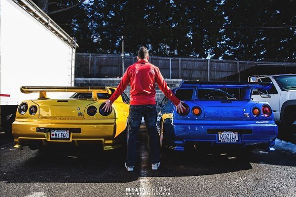 x2 Nissan Skyline GT-R R34. - 5