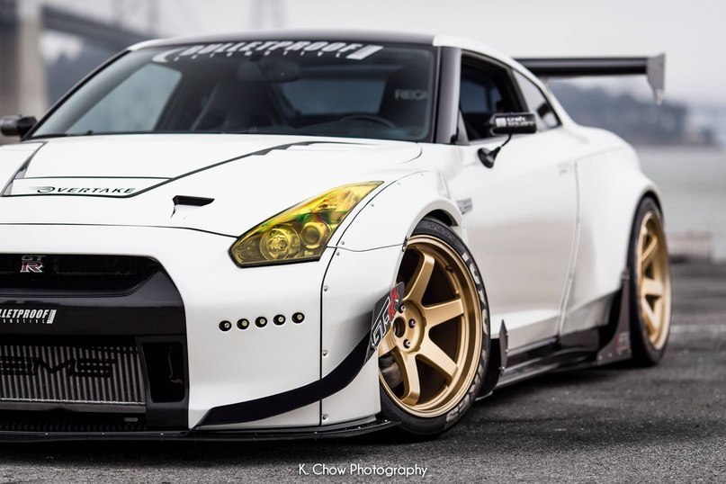 Nissan GTR