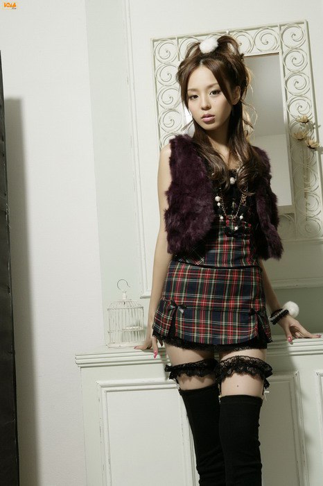 Japan model Aya Hirano - 13