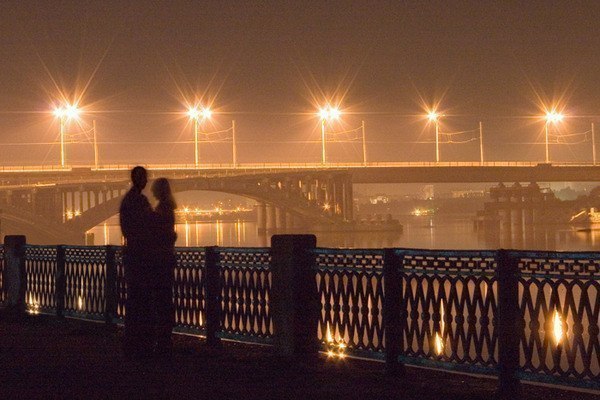 Без любви жить легче. Но без неё нет смысла. @ Лев Толстой