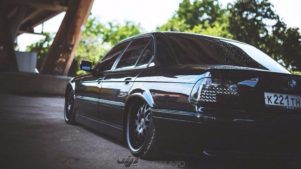 BMW 7 Series E38