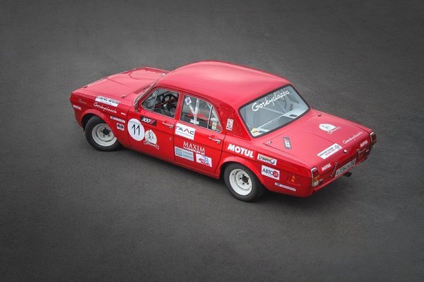 Гоночная машина времени. Тест кольцевого ГАЗ 24 Dzintara Volga. ГАЗ-24. Волга. Культовый советский ... - 4