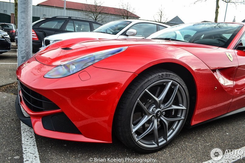 Ferrari F12berlinetta